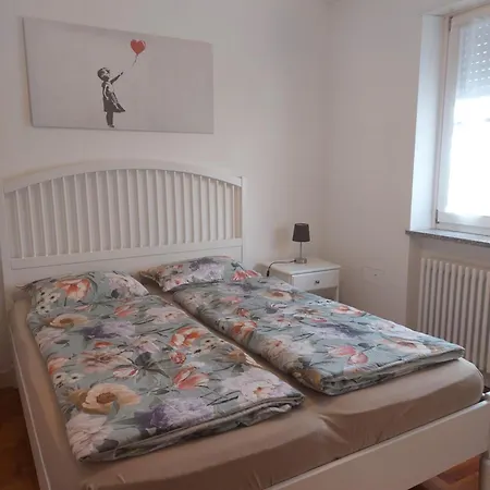 Apartment A Casa Di Cato